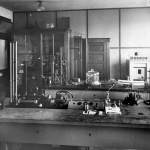Physics laboratory at NACA. Public domain image from Wikipedia.